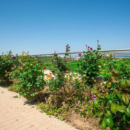 וילה Luxury 6-bedroom With Private Pool- Prigipessa חאניה